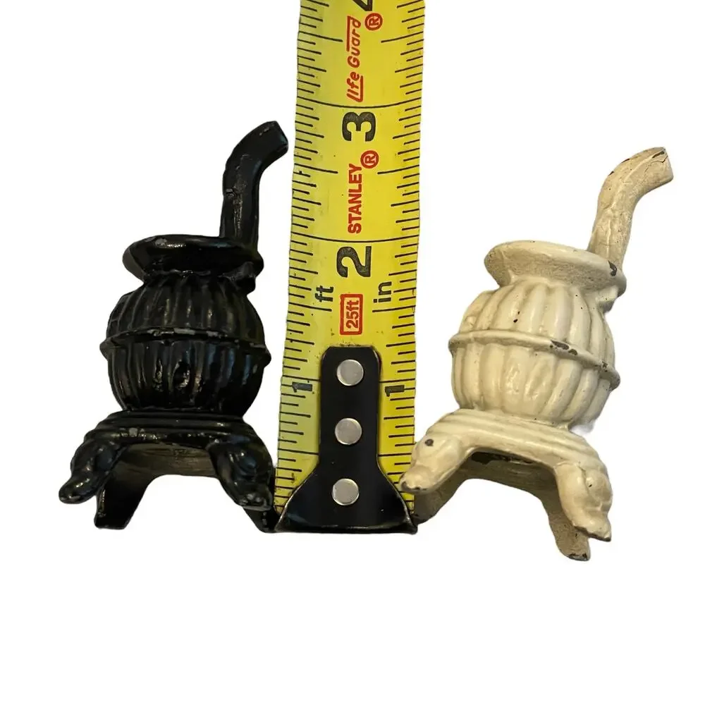 Cast Iron Pot Belly Stove Salt & Pepper Shakers Vintage Farmhouse Rustic Cabin
